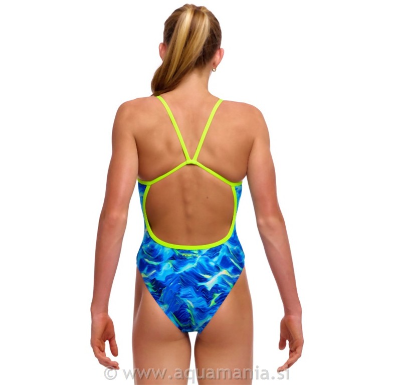 ENODELNE KOPALKE - STORM CHASER