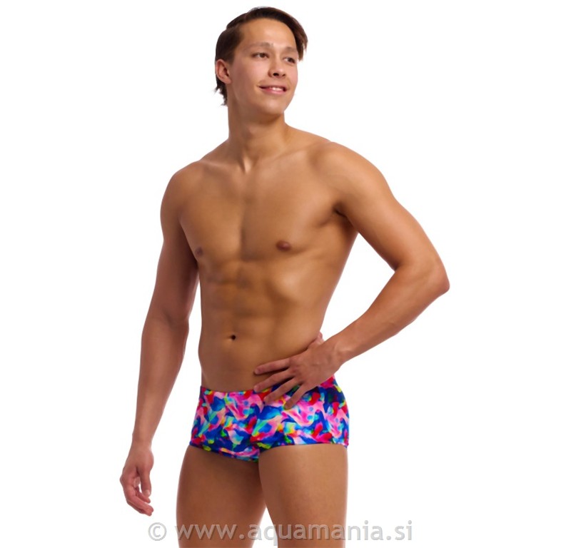 AQUASHORT - WET WAVE